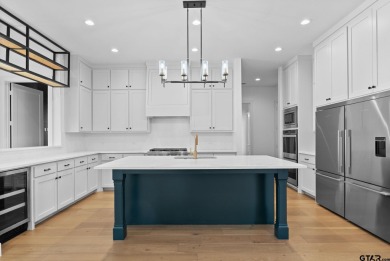 Welcome to an absolutely breathtaking custom-built luxury home on Cascades Golf Club in Texas - for sale on GolfHomes.com, golf home, golf lot