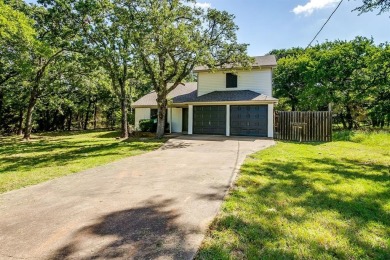 Located n the DESIRABLE White Bluff community! Home is situated on White Bluff Resort - Old Course in Texas - for sale on GolfHomes.com, golf home, golf lot