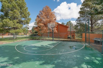 Welcome to your stunning remodeled 1-bedroom, 1-bathroom condo on Continental Country Club in Arizona - for sale on GolfHomes.com, golf home, golf lot