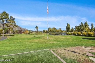 Welcome to your stunning remodeled 1-bedroom, 1-bathroom condo on Continental Country Club in Arizona - for sale on GolfHomes.com, golf home, golf lot