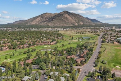 Welcome to your stunning remodeled 1-bedroom, 1-bathroom condo on Continental Country Club in Arizona - for sale on GolfHomes.com, golf home, golf lot