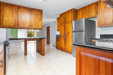 ***Huge Price Reduction!! *** Over 2,600+ living sqft for this on Hilo Municipal Golf Course in Hawaii - for sale on GolfHomes.com, golf home, golf lot
