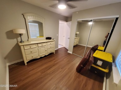 NATURE, COMFORT  LUXURY in CENTRAL FLORIDA'S PREMIER AVIATION on Spruce Creek Golf Club in Florida - for sale on GolfHomes.com, golf home, golf lot