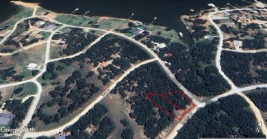 Beautiful corner lot build site with lake views and mature oak on Nocona Hills Golf Course in Texas - for sale on GolfHomes.com, golf home, golf lot