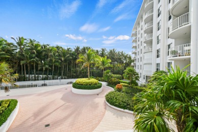 Well-appointed apartment with beautiful views of the ocean and on Palm Beach Par-3 Golf Course in Florida - for sale on GolfHomes.com, golf home, golf lot