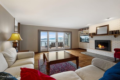 This well-maintained 6848 SF home in Sandpoint's premier on Sandpoint Elks Golf Course in Idaho - for sale on GolfHomes.com, golf home, golf lot