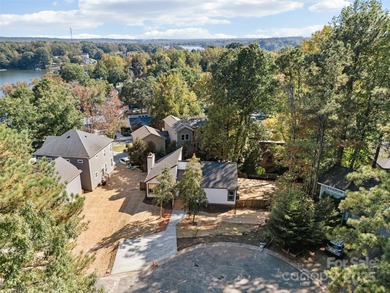 Fully renovated in 2025, this stunning Tega Cay home blends on Tega Cay Golf Club in South Carolina - for sale on GolfHomes.com, golf home, golf lot