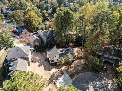 Fully renovated in 2025, this stunning Tega Cay home blends on Tega Cay Golf Club in South Carolina - for sale on GolfHomes.com, golf home, golf lot