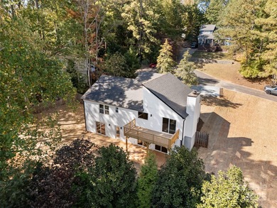 Fully renovated in 2025, this stunning Tega Cay home blends on Tega Cay Golf Club in South Carolina - for sale on GolfHomes.com, golf home, golf lot