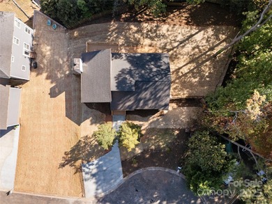 Fully renovated in 2025, this stunning Tega Cay home blends on Tega Cay Golf Club in South Carolina - for sale on GolfHomes.com, golf home, golf lot