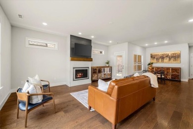 Welcome to this smart designed 3-bedroom + office, 2.5-bath on Shadow Valley Country Club in Arkansas - for sale on GolfHomes.com, golf home, golf lot