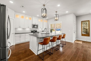 Welcome to this smart designed 3-bedroom + office, 2.5-bath on Shadow Valley Country Club in Arkansas - for sale on GolfHomes.com, golf home, golf lot