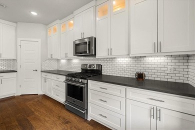 Welcome to this smart designed 3-bedroom + office, 2.5-bath on Shadow Valley Country Club in Arkansas - for sale on GolfHomes.com, golf home, golf lot