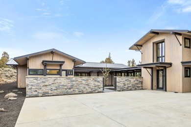 Welcome to refined modern farmhouse living in this stunning on The Club At Pronghorn Golf Course in Oregon - for sale on GolfHomes.com, golf home, golf lot