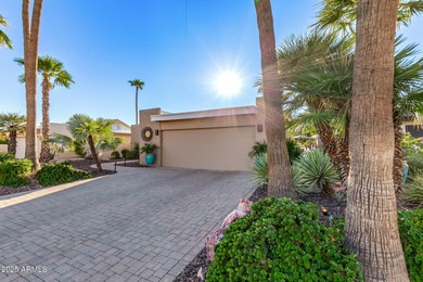 BREATHTAKING GOLF COURSE & WATER VIEWS await! Walk up the on Cottonwood Country Club in Arizona - for sale on GolfHomes.com, golf home, golf lot