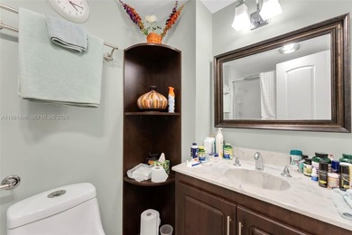 Beautifully updated 2-bed, 2-bath condo in an all-ages on Hillcrest Golf and Country Club in Florida - for sale on GolfHomes.com, golf home, golf lot