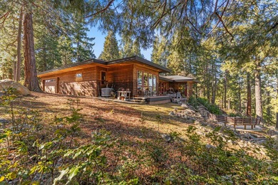 Enjoy expansive views of Klamath Lake and the Cascade Mountains on Running Y Ranch Resort in Oregon - for sale on GolfHomes.com, golf home, golf lot