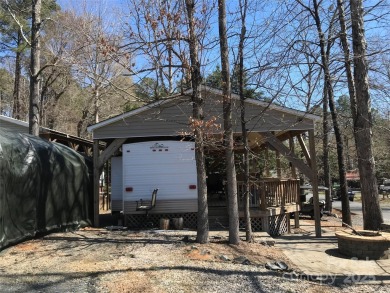 Awesome unit here in the park. 2002 Breckenridge Park Model on The Tillery Tradition Country Club in North Carolina - for sale on GolfHomes.com, golf home, golf lot