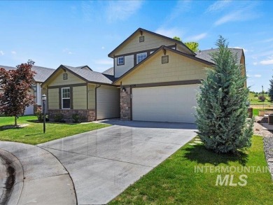 Come see this beautiful well maintained home that's located in a on Ridgecrest Golf Course in Idaho - for sale on GolfHomes.com, golf home, golf lot