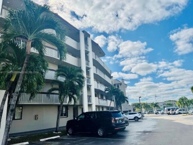 Rarely available 2 Bedroom/2 Bath, lake view Penthouse unit in on Fontainebleau Golf Course in Florida - for sale on GolfHomes.com, golf home, golf lot