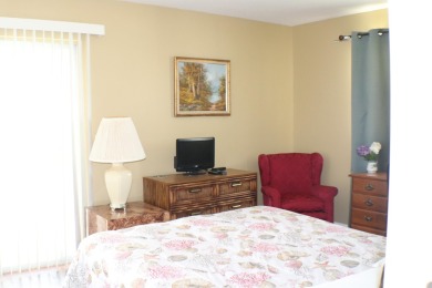 🏡 Kings Point Gem! Spacious 2nd-floor condo currently on Kings Point Golf -Flanders Way in Florida - for sale on GolfHomes.com, golf home, golf lot