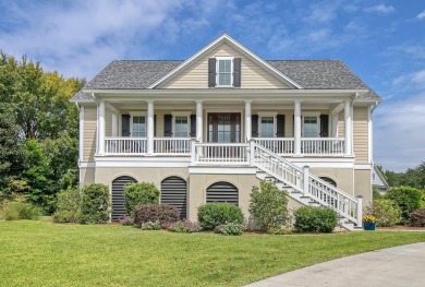 QUINTESSENTIAL LOWCOUNTRY CHARM - this high quality, custom on Kiawah Island Resort - Oak Point in South Carolina - for sale on GolfHomes.com, golf home, golf lot