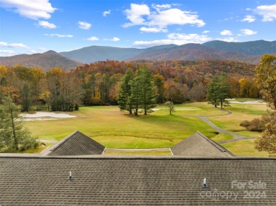Beautiful, fully furnished, single level 2 bedroom 2 bathroom on Mt. Mitchell Golf Course in North Carolina - for sale on GolfHomes.com, golf home, golf lot