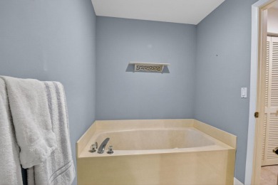 Come take a look at this great all age villa located in on  in Florida - for sale on GolfHomes.com, golf home, golf lot
