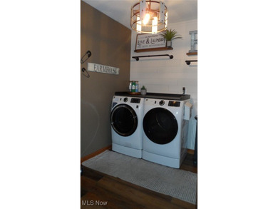 Don't miss out on this beautiful 4 bedroom/ 3 bath colonial on Chenoweth Golf Course in Ohio - for sale on GolfHomes.com, golf home, golf lot