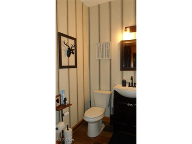 Don't miss out on this beautiful 4 bedroom/ 3 bath colonial on Chenoweth Golf Course in Ohio - for sale on GolfHomes.com, golf home, golf lot