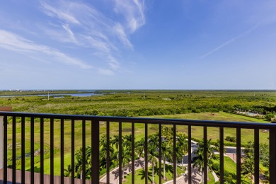 Come and indulge in the casual luxury of this spacious and on Hammock Bay in Florida - for sale on GolfHomes.com, golf home, golf lot