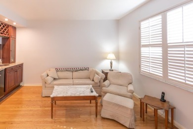 Wonderful FIRST FLOOR 3 bedroom/2 bath condo located in the on Harbour Ridge Yacht and Country Club in Florida - for sale on GolfHomes.com, golf home, golf lot