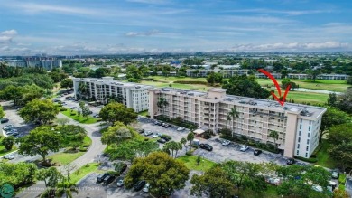 Completely and magnificently updated PENTHOUSE unit with on Palm-Aire Country Club and Resort - Palms in Florida - for sale on GolfHomes.com, golf home, golf lot