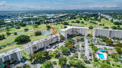 Completely and magnificently updated PENTHOUSE unit with on Palm-Aire Country Club and Resort - Palms in Florida - for sale on GolfHomes.com, golf home, golf lot