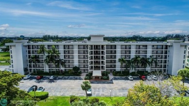 Completely and magnificently updated PENTHOUSE unit with on Palm-Aire Country Club and Resort - Palms in Florida - for sale on GolfHomes.com, golf home, golf lot