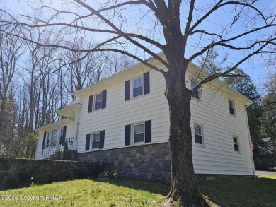 3-4 Bedroom Traditional SPLIT-LEVEL Home  W/1.5 Baths and Garage on Buck Hill Golf Club  in Pennsylvania - for sale on GolfHomes.com, golf home, golf lot