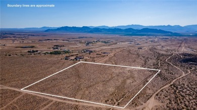 Large residential/agricultural lot ready to make your own! With on Valle Vista Golf Course in Arizona - for sale on GolfHomes.com, golf home, golf lot