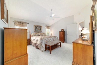 This well-maintained 3 bedroom, 2 bath, CYPRESS model in the on The Links of Spruce Creek in Florida - for sale on GolfHomes.com, golf home, golf lot