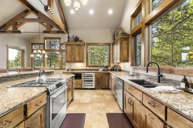 Welcome to effortless luxury and timeless design in this on Sunriver Caldera Springs Golf Course in Oregon - for sale on GolfHomes.com, golf home, golf lot