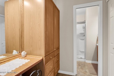 Welcome to Shadow Lake Village! This well-maintained 2-bedroom on Shadow Lake Village in New Jersey - for sale on GolfHomes.com, golf home, golf lot