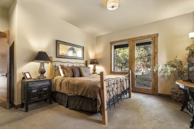 Welcome to effortless luxury and timeless design in this on Sunriver Caldera Springs Golf Course in Oregon - for sale on GolfHomes.com, golf home, golf lot