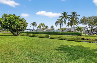 Charming, fully furnished 1st floor corner unit in Kings Point on Kings Point Golf -Flanders Way in Florida - for sale on GolfHomes.com, golf home, golf lot