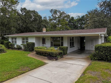 Under contract-accepting backup offers. Where practicicality on Babe Zaharias Golf Course in Florida - for sale on GolfHomes.com, golf home, golf lot