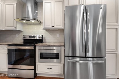 Welcome to the highly desirable gated 55+ Community at Shadow on Shadow Lake Village in New Jersey - for sale on GolfHomes.com, golf home, golf lot