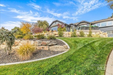 VIEWS GALORE! Nestled at the end of a secluded road, this large on Quail Hollow Golf Club in Idaho - for sale on GolfHomes.com, golf home, golf lot