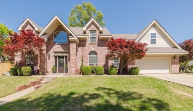 Executive Maumelle Country Club home offers 5 beds, 3.5 baths on Maumelle Golf and Country Club in Arkansas - for sale on GolfHomes.com, golf home, golf lot