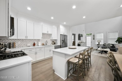 Luxury living in this Elegant 3 bdrm, 2 .5 bath townhouse on Battleground Country Club in New Jersey - for sale on GolfHomes.com, golf home, golf lot