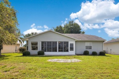 Updated  Move-In Ready 2BR/2BA Golf Course Home in Pennbrooke on Pennbrooke Fairways in Florida - for sale on GolfHomes.com, golf home, golf lot