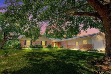 CHARMING TRADITIONAL BRICK HOME WITH STUNNING GOLF COURSE VIEWS! on Hide-A-Way Lake Golf Course in Texas - for sale on GolfHomes.com, golf home, golf lot
