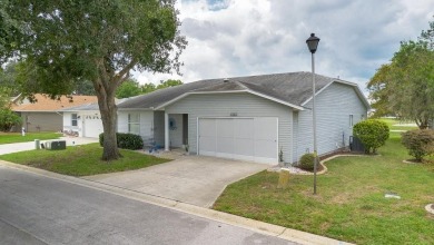 Updated  Move-In Ready 2BR/2BA Golf Course Home in Pennbrooke on Pennbrooke Fairways in Florida - for sale on GolfHomes.com, golf home, golf lot